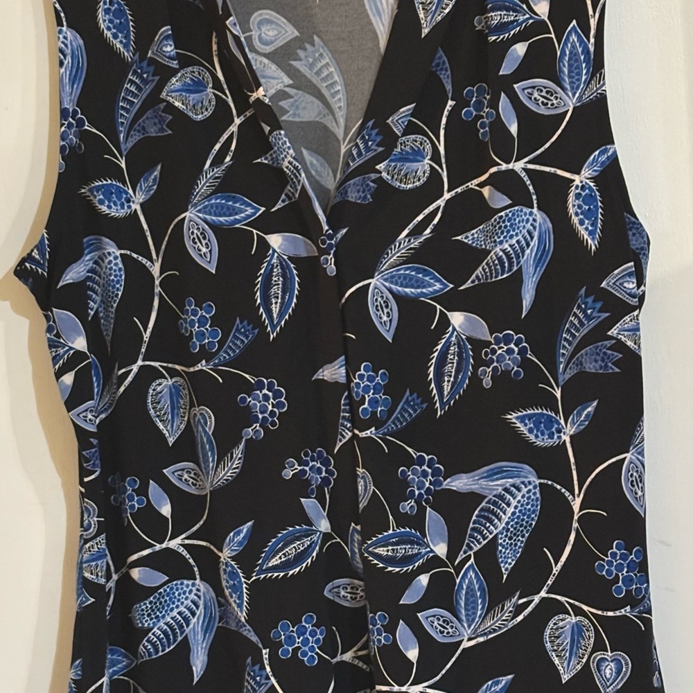 Calvin Klein Black and Blue Leaf Print Sleeveless Shirt